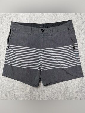 Quiksilver Amphibian Shorts Men's 38 Gray Striped Hybrid Boardwalk Walkshorts